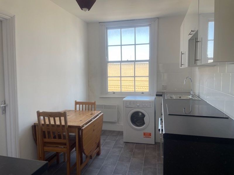 Property photo 2 of 7 Photo 1