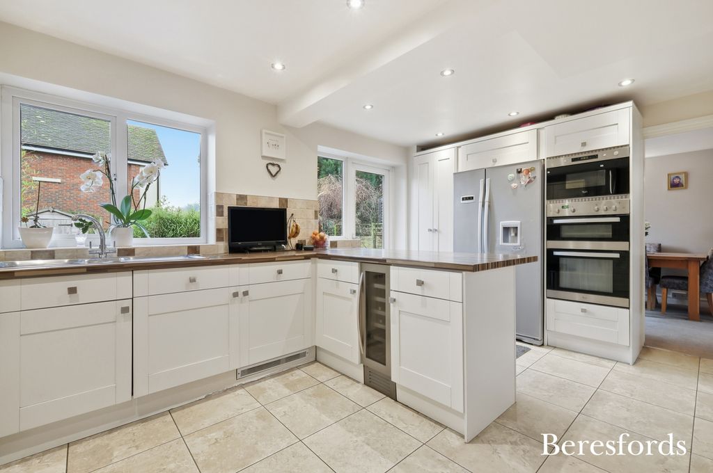 Property photo 3 of 20 Picture No. 21