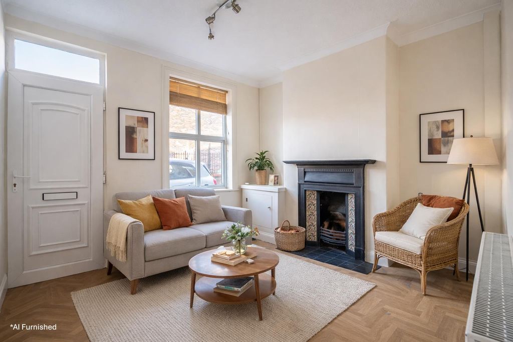 Property photo 2 of 17 Living Room