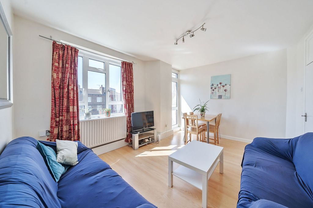 Property photo 2 of 16