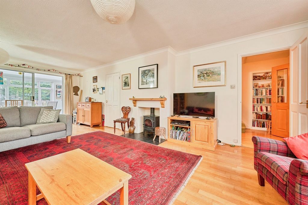 Property photo 2 of 15