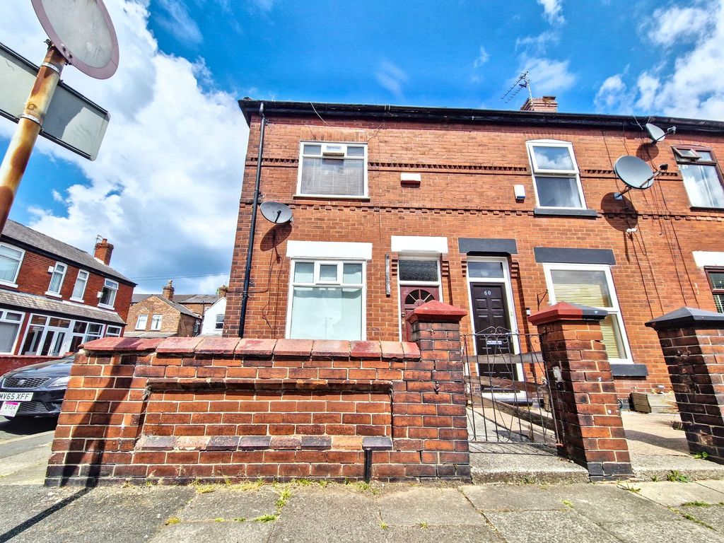 Property photo 1 of 17