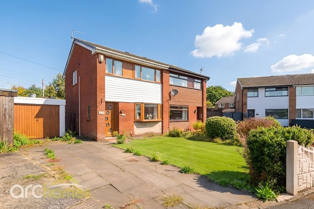 Property photo 1 of 14