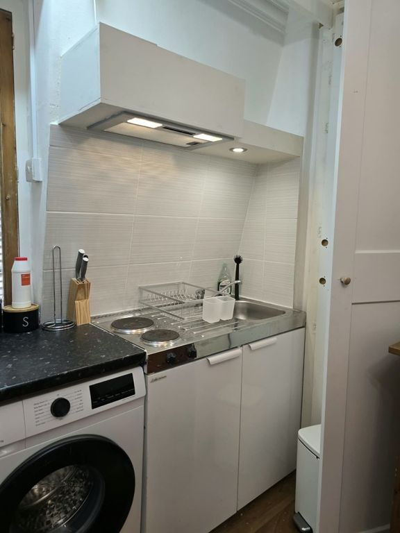 Property photo 2 of 5 5530101