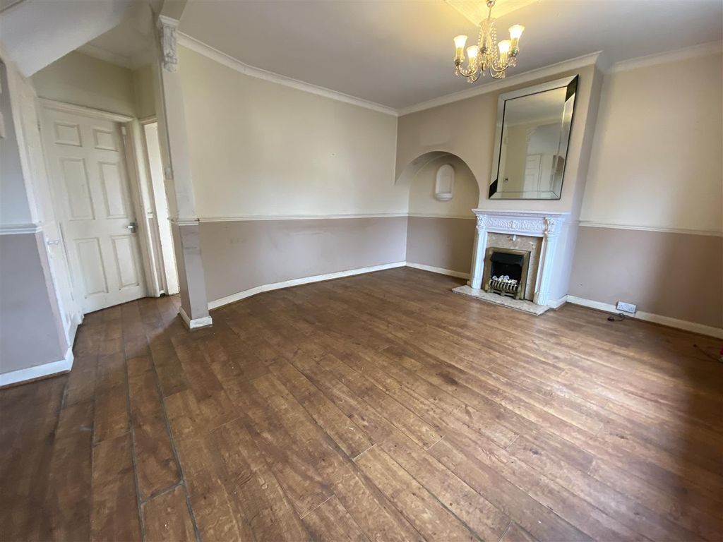 Property photo 3 of 11 Img_0031.Jpeg