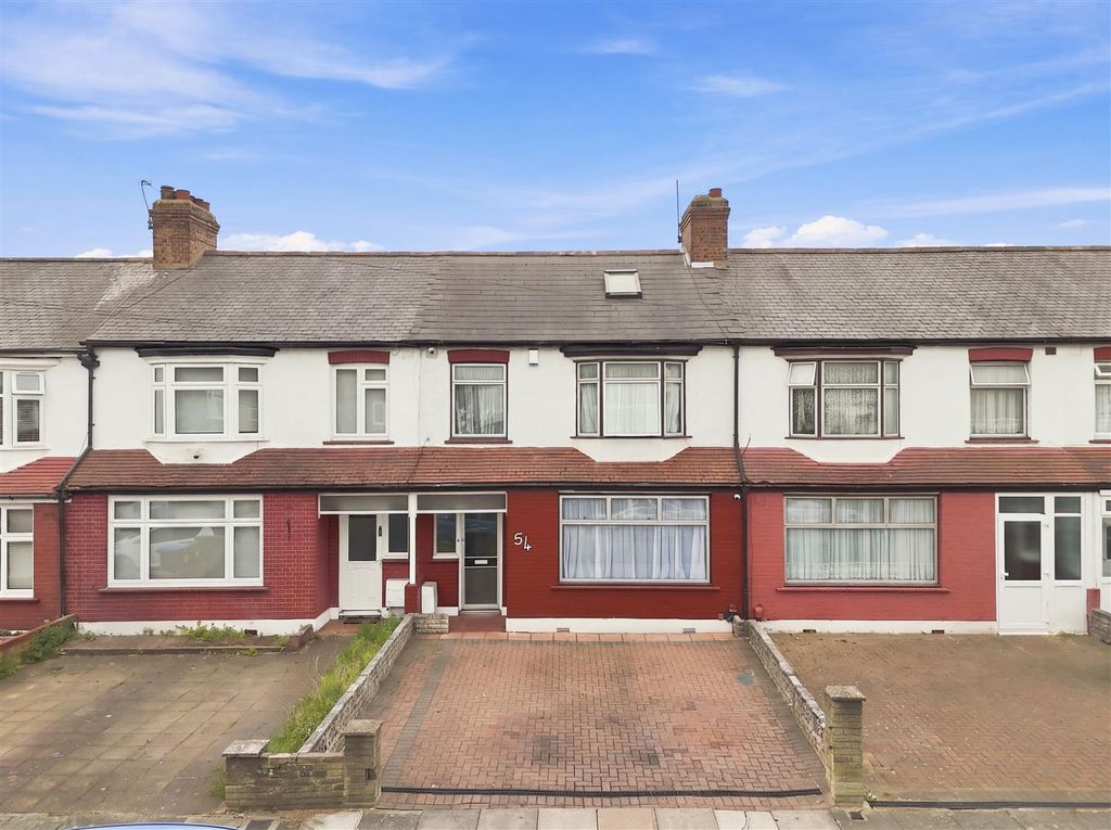 Property photo 1 of 24 002_Dji_20260818122636_0022_D_Reedit_Df3494d4.Jpg