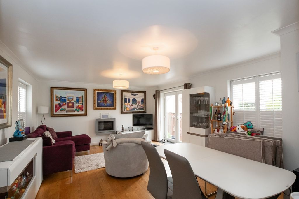 Property photo 3 of 15 Picture No. 03