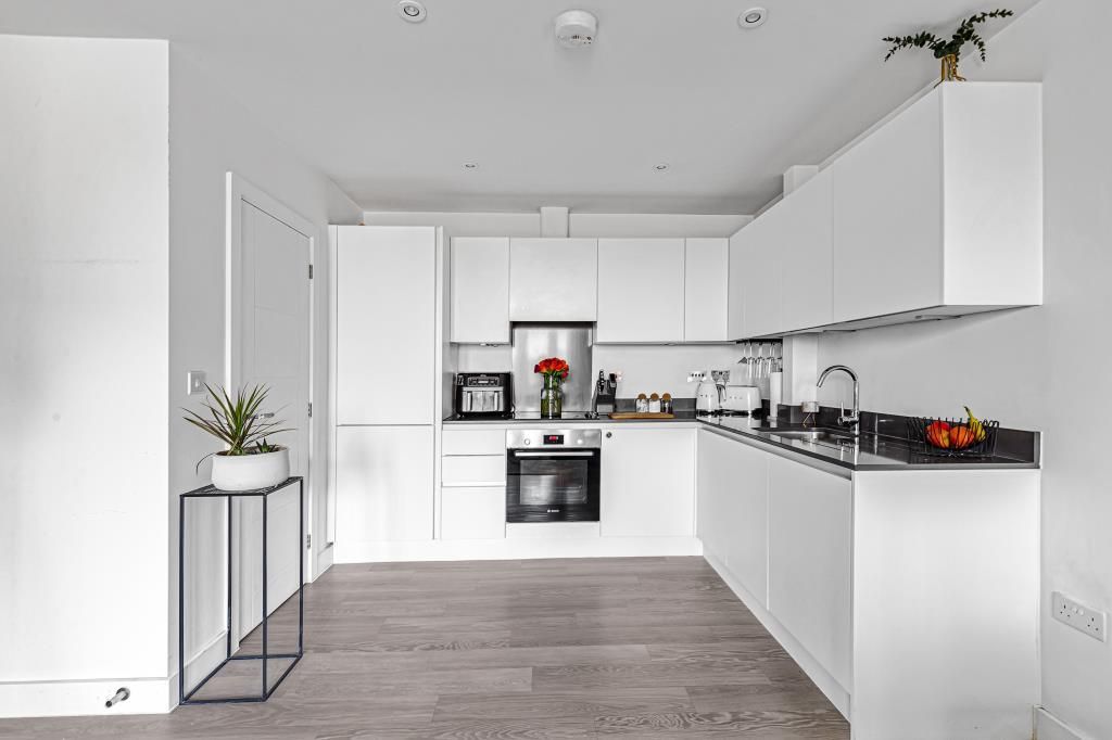 Additional image 7 of 2 bed flat for saleForehill, Ely CB7