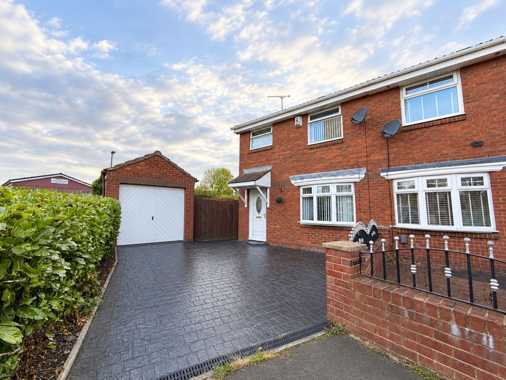 Property photo 1 of 21 E259E351-080A-4688-9507-D7C50Ca0D73D
