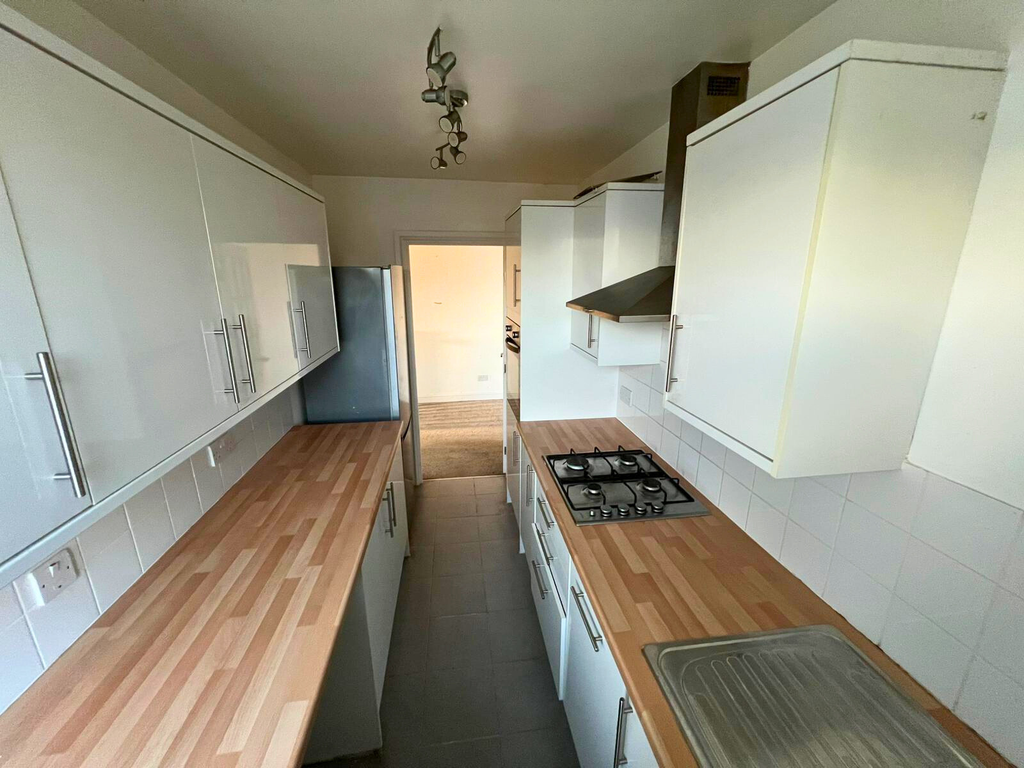 Property photo 3 of 8 Untitled Design - 2025-11-18T093050.575.Png