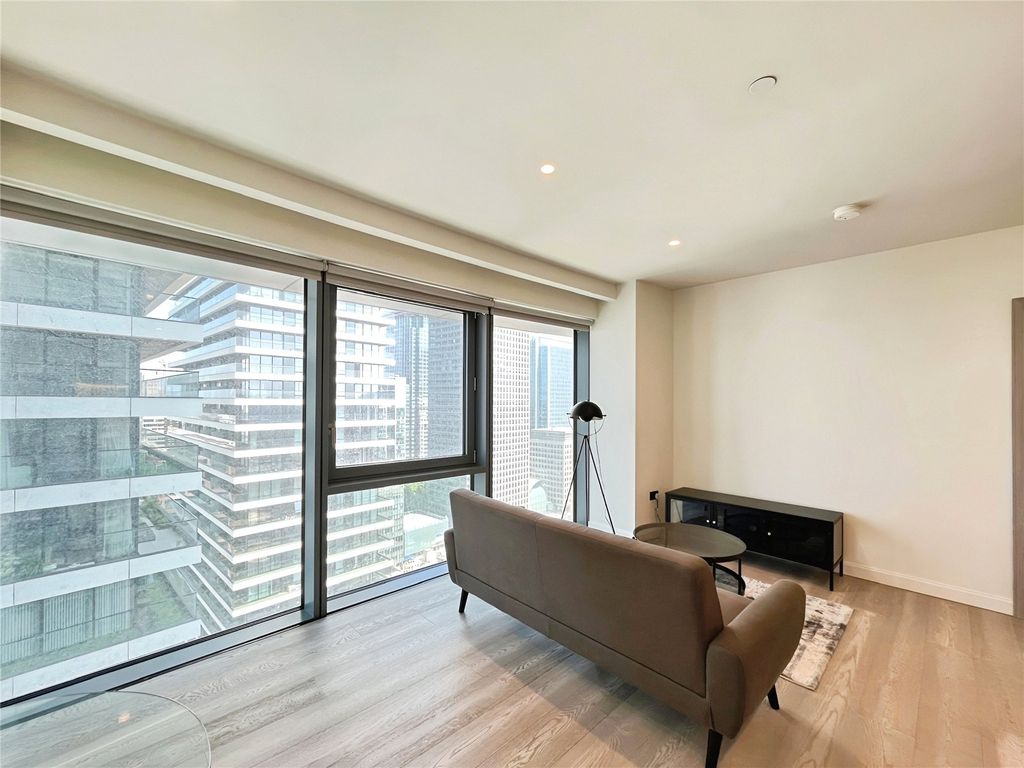 Property photo 3 of 21 Picture No. 27