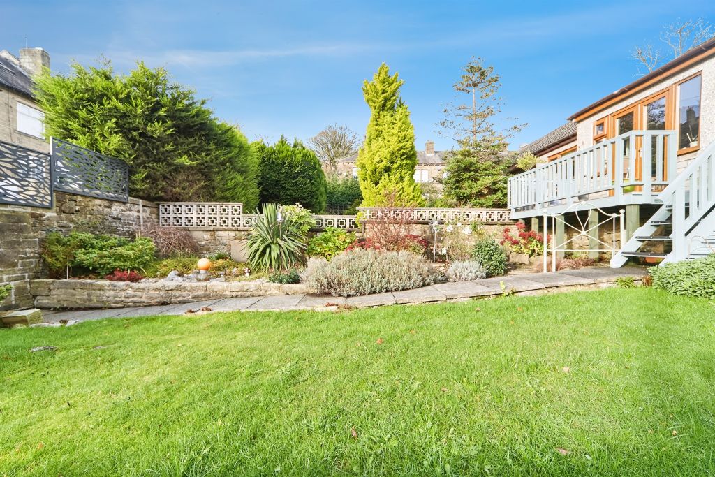 Property photo 3 of 16