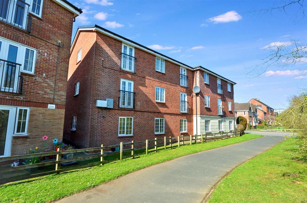 Property photo 1 of 14