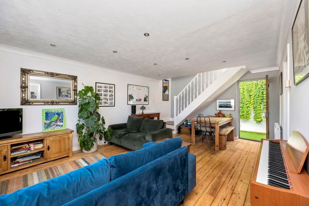 Property photo 2 of 18 Photo 10