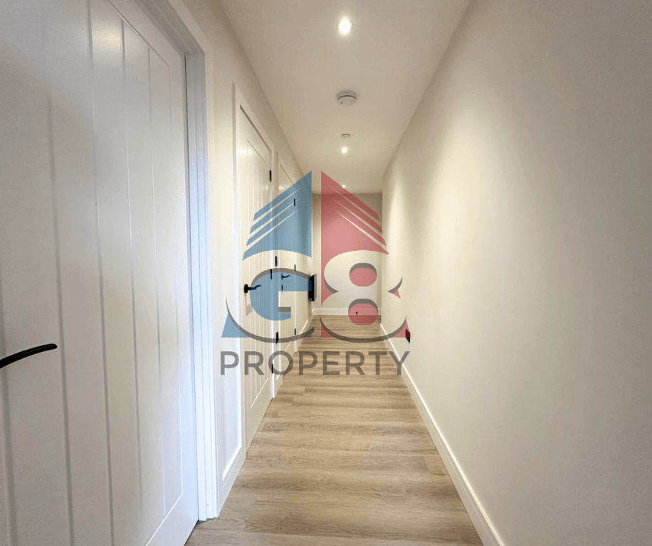 Property photo 2 of 16 Gallery