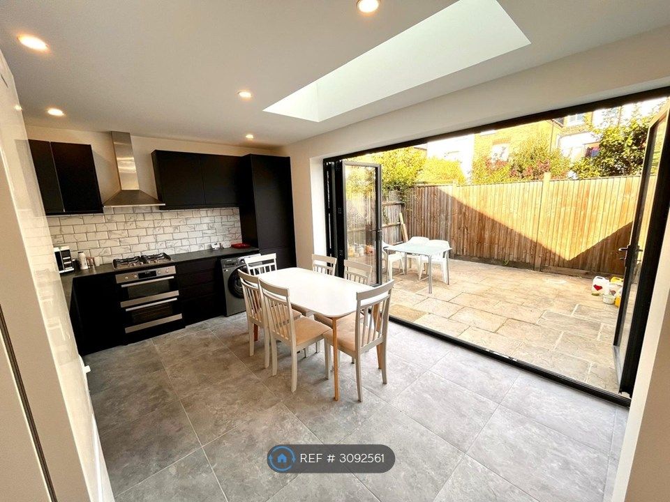 Property photo 2 of 9 Open Plan Living Room/Kitchen