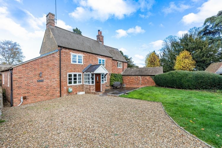 Property photo 1 of 10 308506