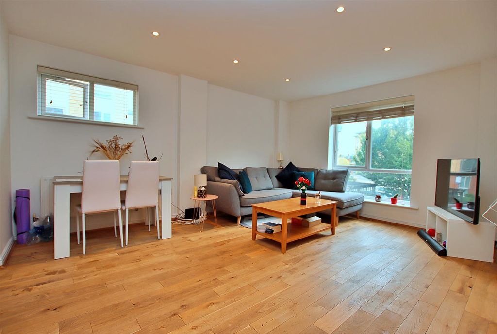 Property photo 2 of 8 Img_7470.Jpg
