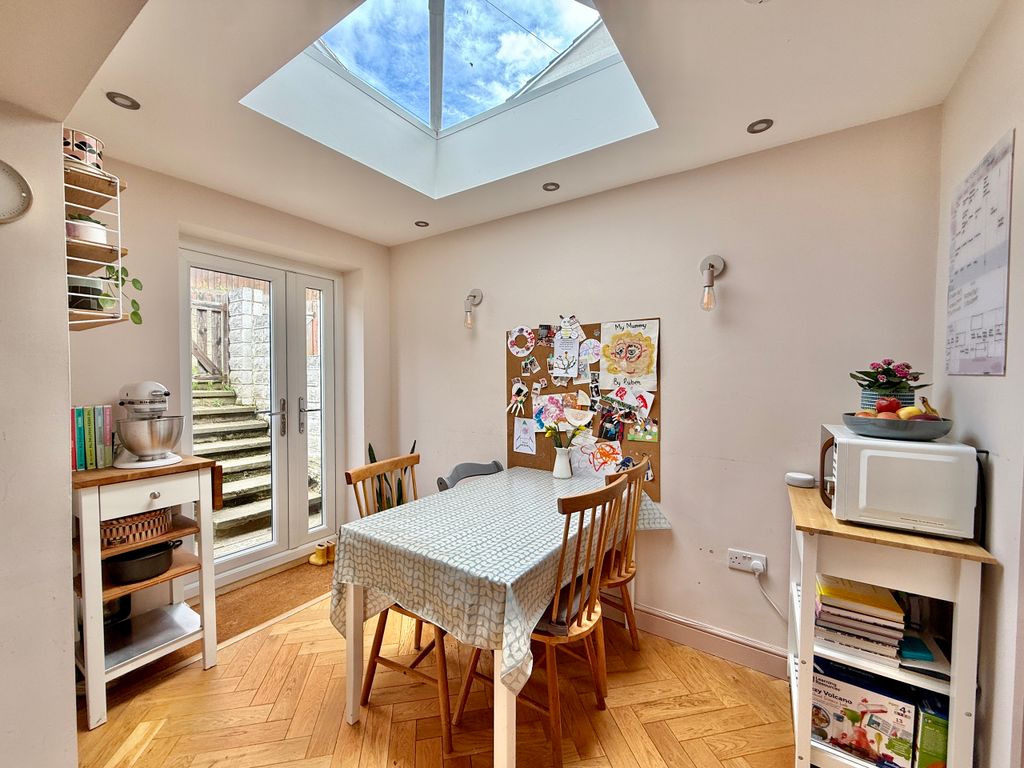 Property photo 2 of 19 Dining Room