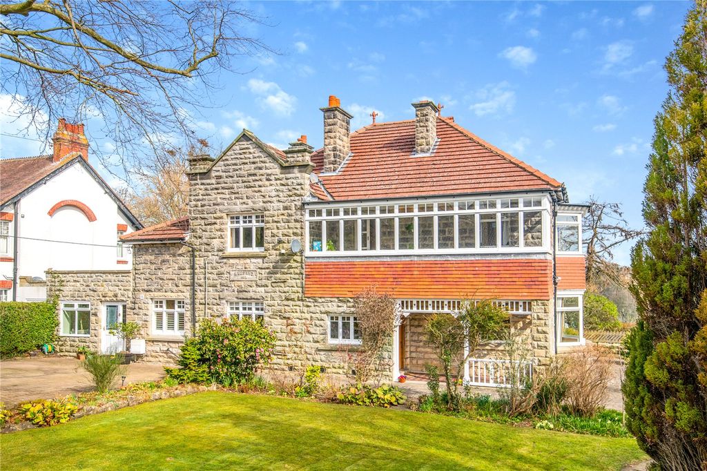 Property photo 1 of 36 Kamsahd