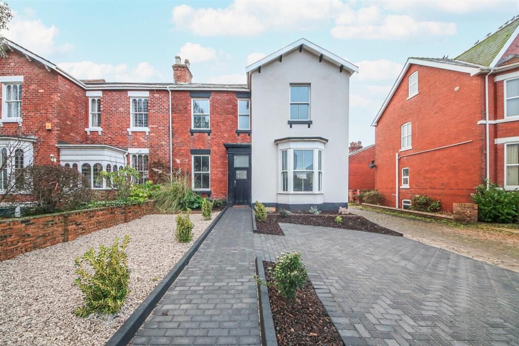 Property photo 1 of 32 4314520