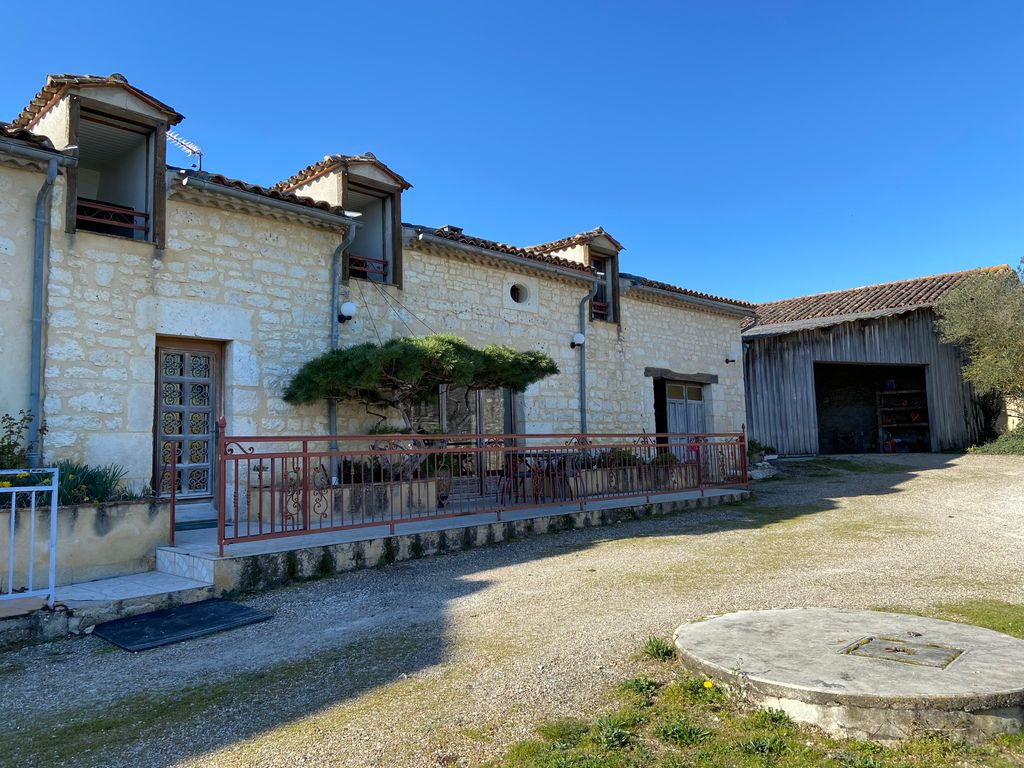 Property photo 2 of 38