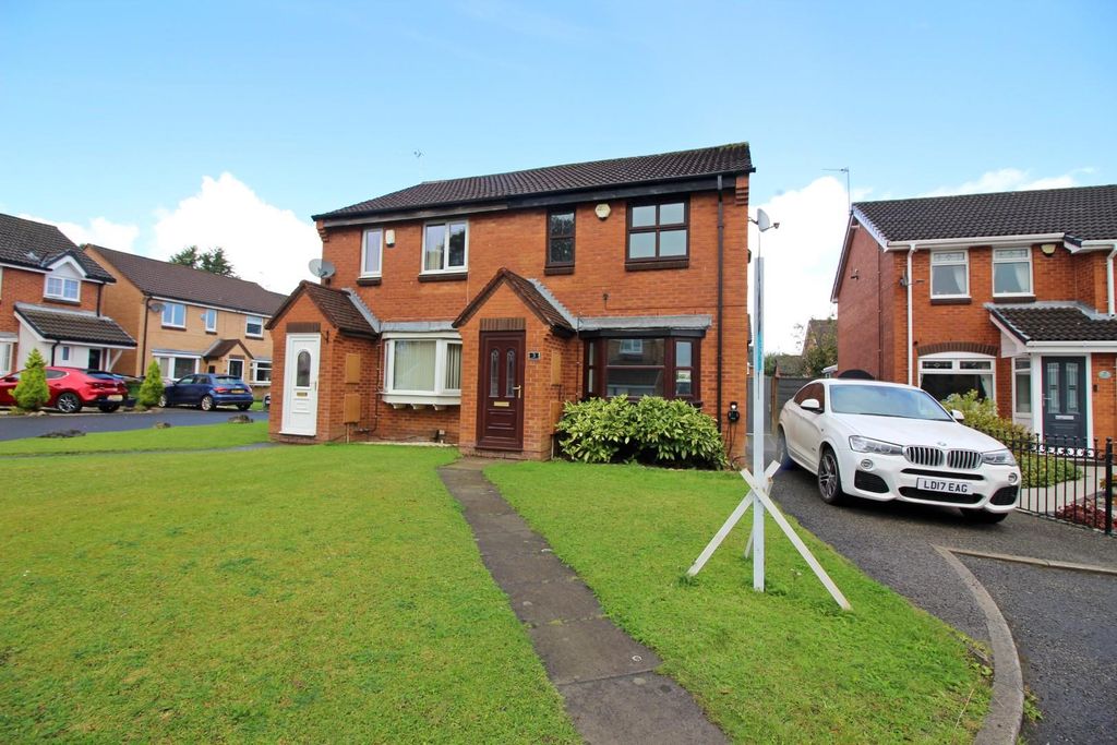 Property photo 1 of 11
