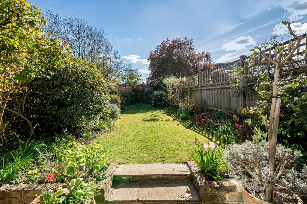 Property photo 3 of 22 Picture No. 34