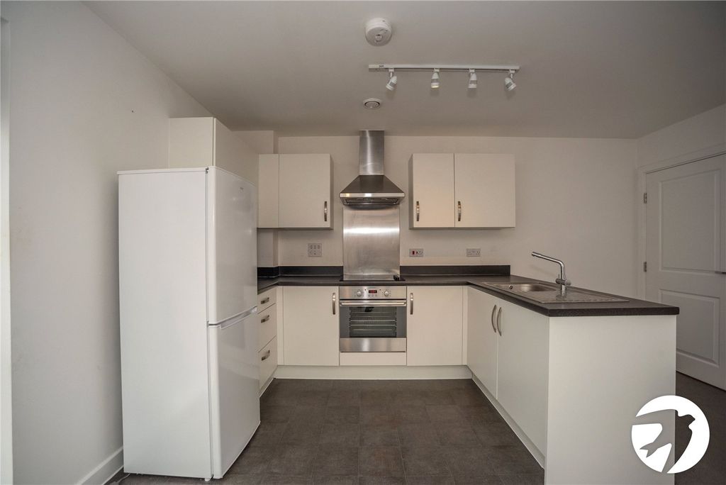 Property photo 3 of 17 Picture No. 05