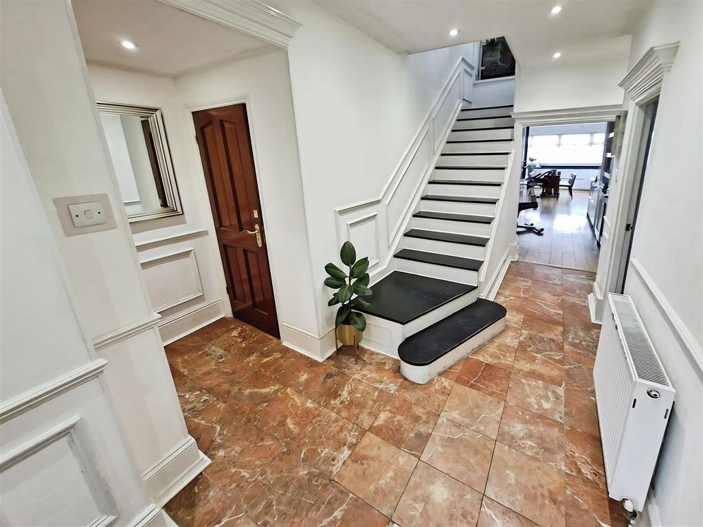 Property photo 3 of 30 Hallway