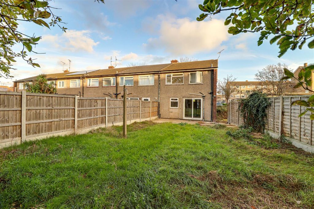 Property photo 2 of 15