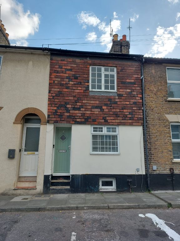 Property photo 1 of 4