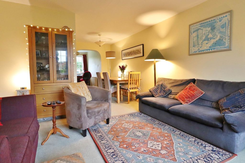 Property photo 2 of 13