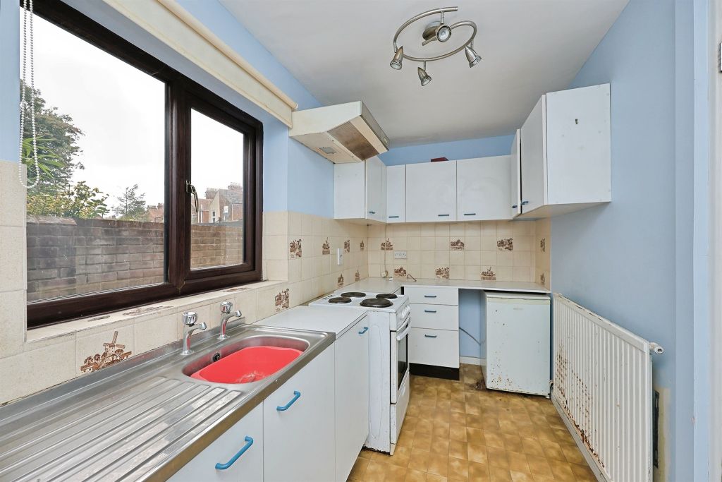 Property photo 2 of 10