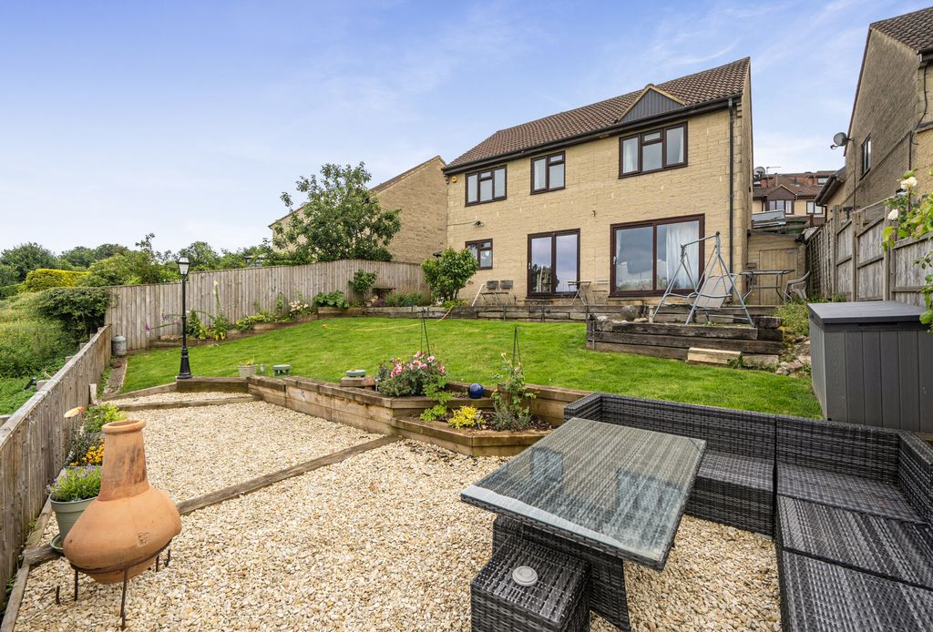 Property photo 1 of 20 1480219-7-6A3038A...