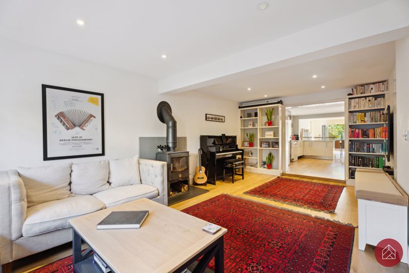 Property photo 2 of 30 Photo 5