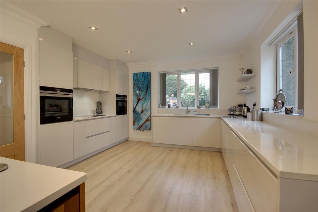 Additional image 12 of 4 bed detached house for saleOff Kemp Road, Swanland HU14