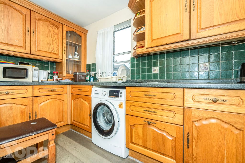 Property photo 3 of 10 Photo #3