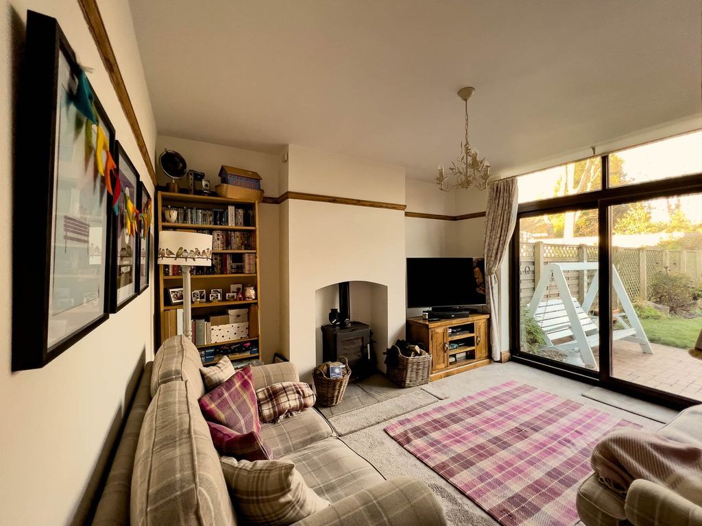 Property photo 3 of 21