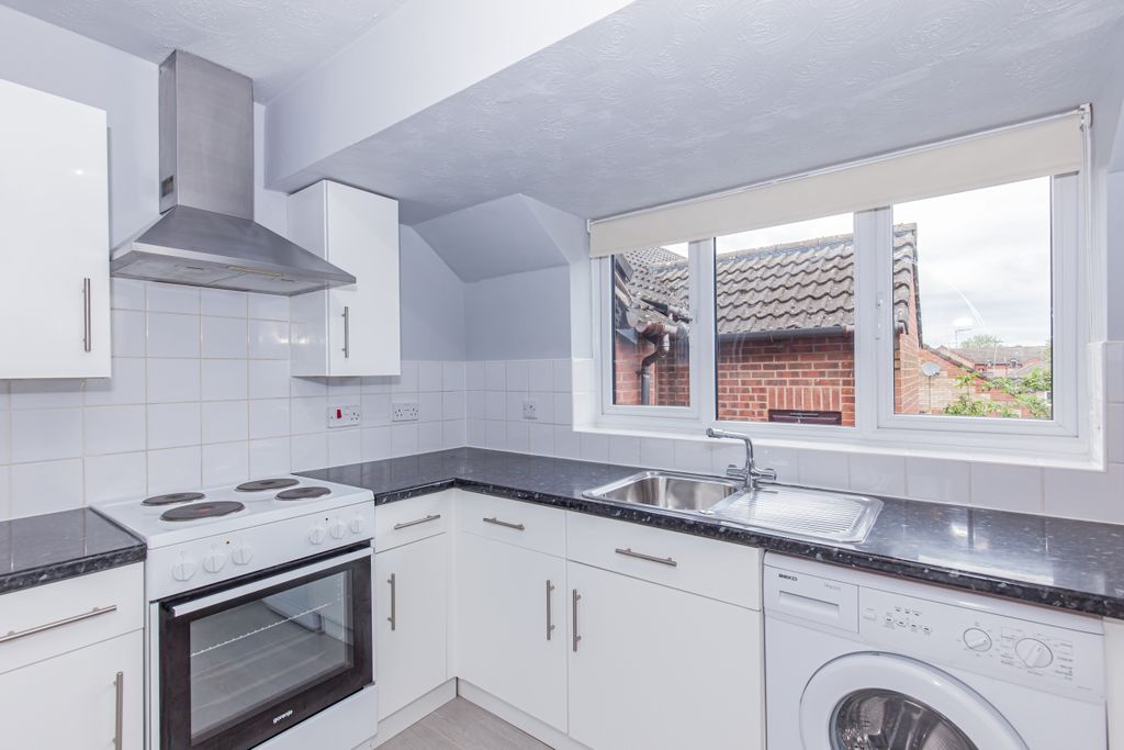 Property photo 3 of 6 162184