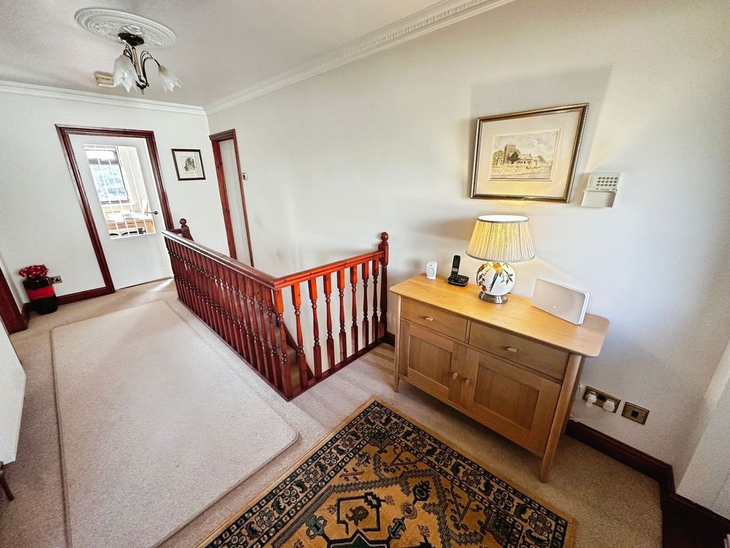Property photo 2 of 26