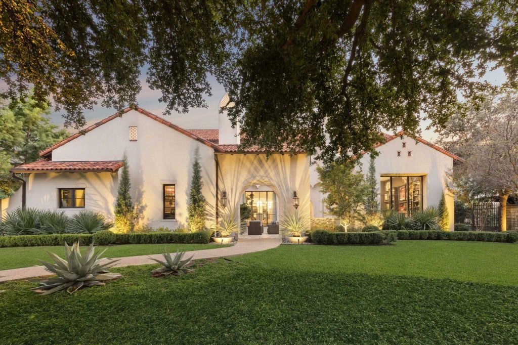 Property photo 1 of 31