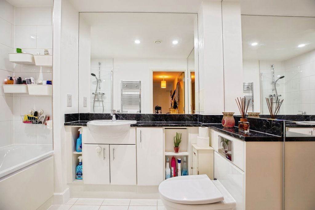 Property photo 3 of 22 Pbox-Img.Jpg
