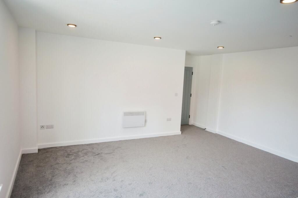 Property photo 3 of 8 Image 3