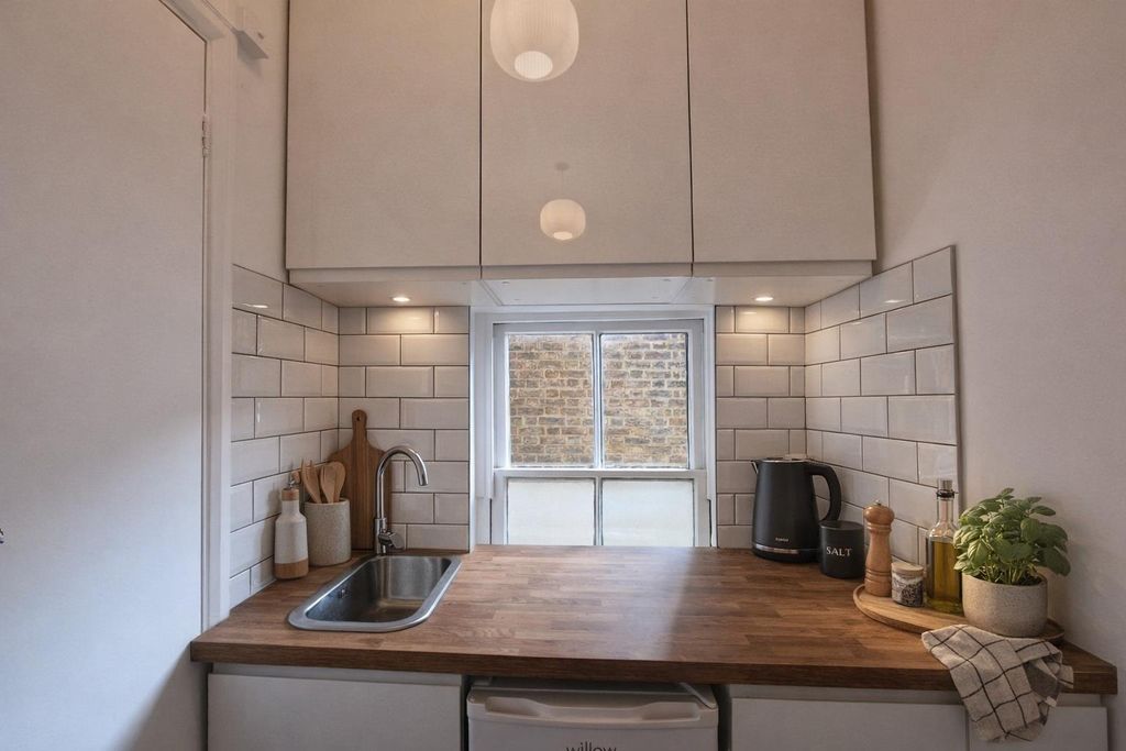 Property photo 3 of 4 A2d14174-76Bf-404F-A253-E1527E2838Af.Png