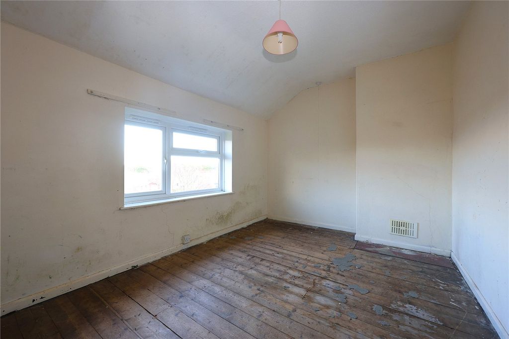 Property photo 2 of 21 Picture No. 02