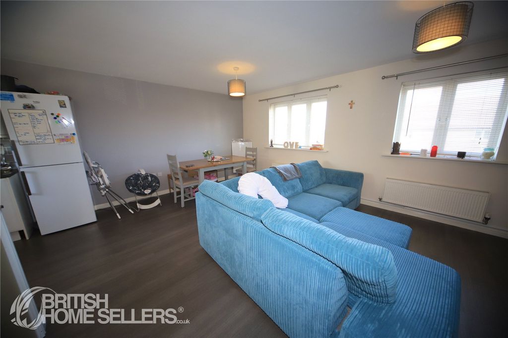 Property photo 3 of 12 3
