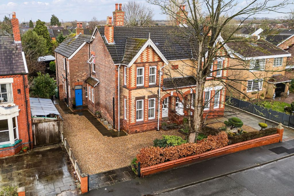 Property photo 1 of 60