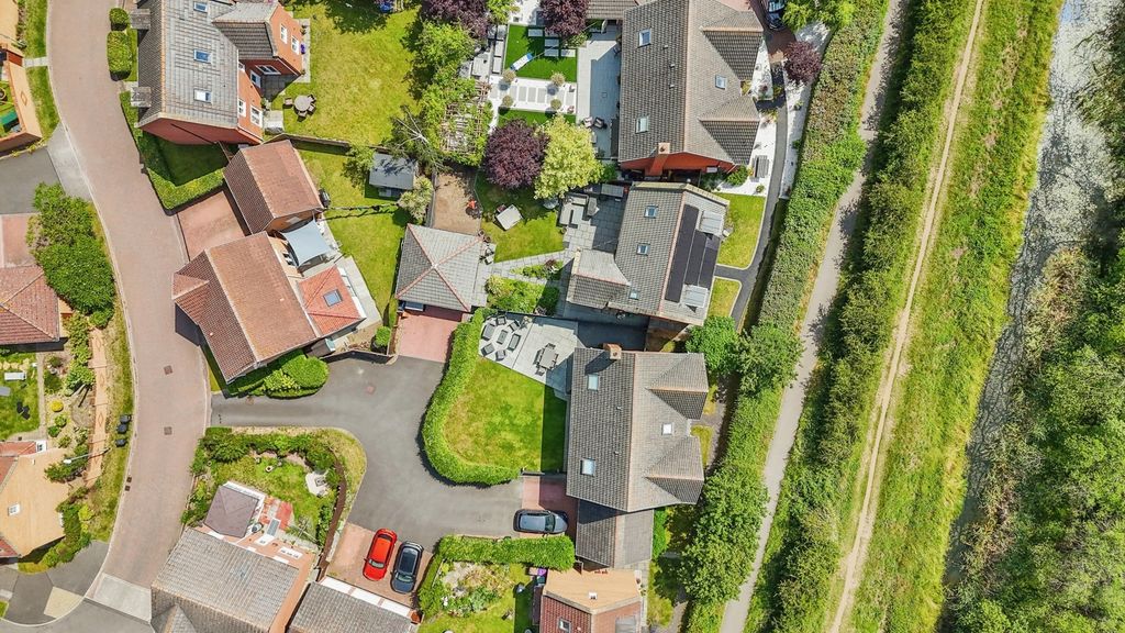 Property photo 3 of 26 Drone