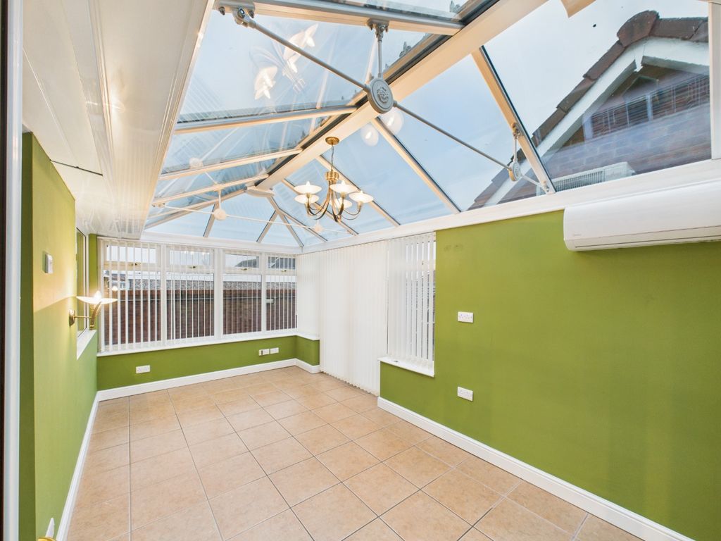 Property photo 3 of 21 4754946